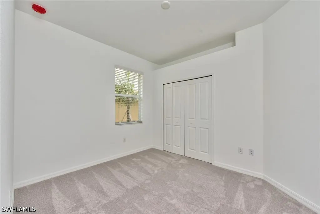 2591 Vine Avenue Naples FL 34120