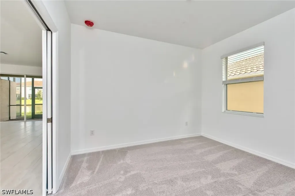 2591 Vine Avenue Naples FL 34120