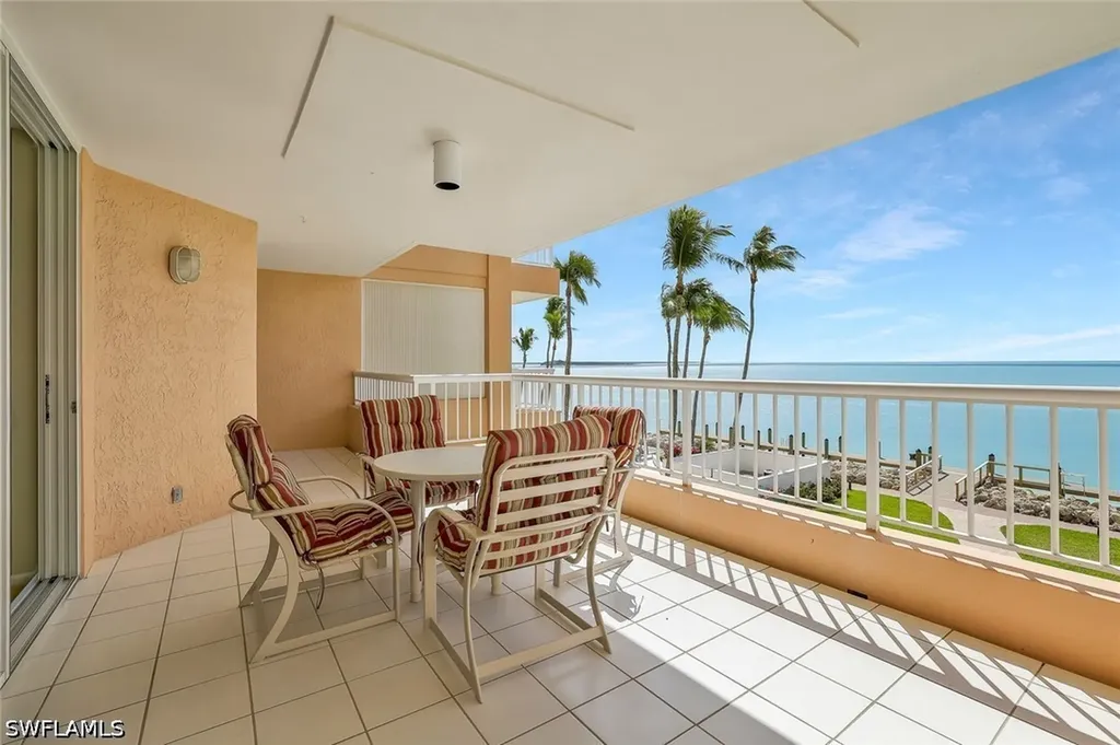 990 Cape Marco Drive Marco Island FL 34145