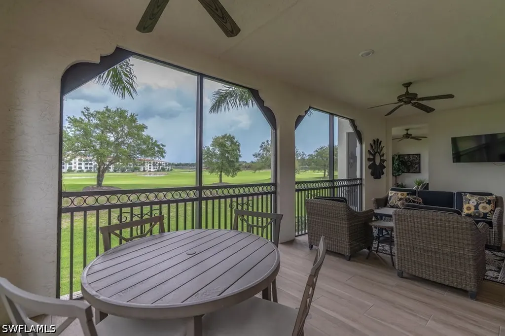 16375 Viansa Way Naples FL 34110
