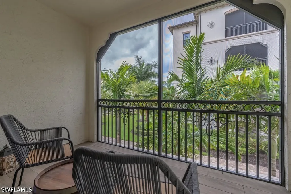 16375 Viansa Way Naples FL 34110