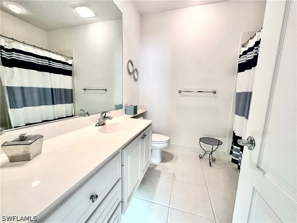 6182 Towncenter Circle Naples FL 34119