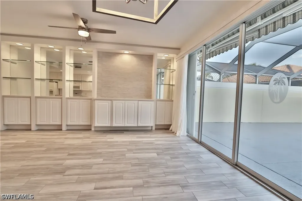 6182 Towncenter Circle Naples FL 34119