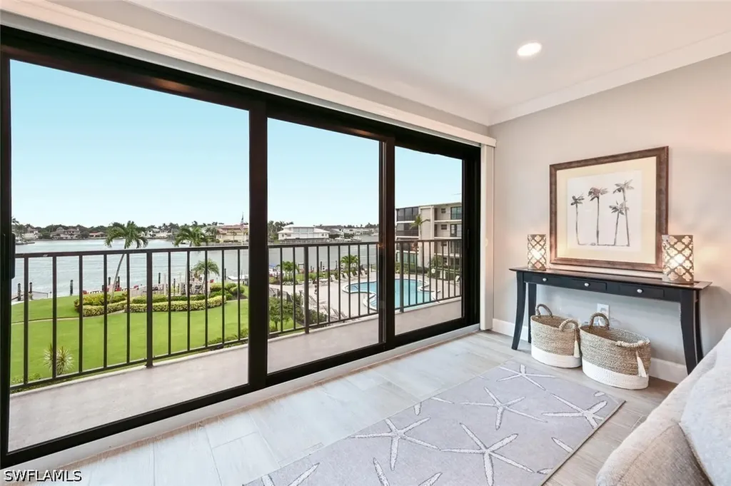 3200 Gulf Shore Boulevard N Naples FL 34103