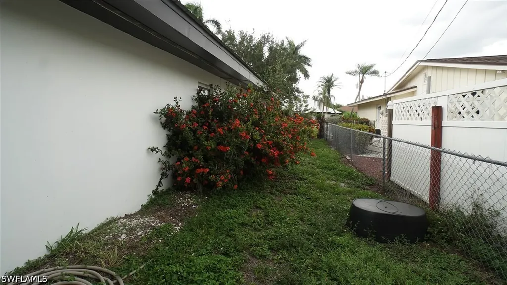 544 Bayside Drive Fort Myers FL 33919