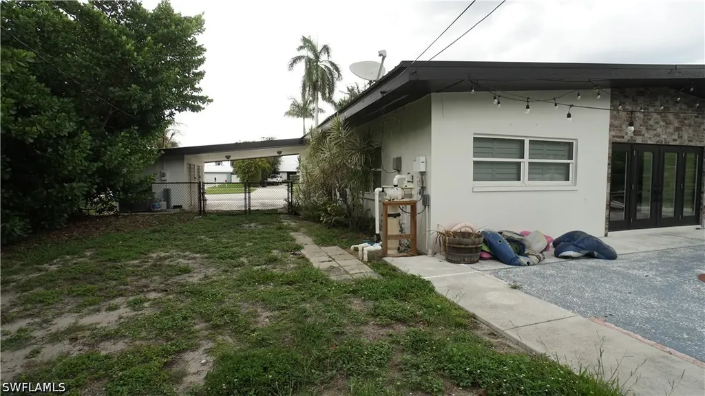 544 Bayside Drive Fort Myers FL 33919
