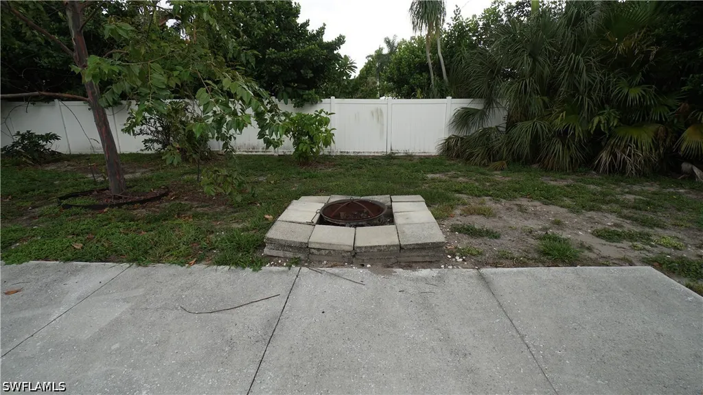 544 Bayside Drive Fort Myers FL 33919