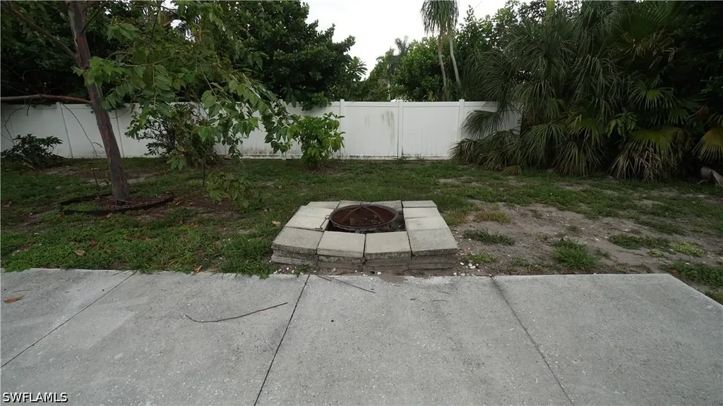 544 Bayside Drive Fort Myers FL 33919