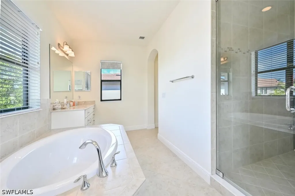 1326 Kendari Terrace Naples FL 34113