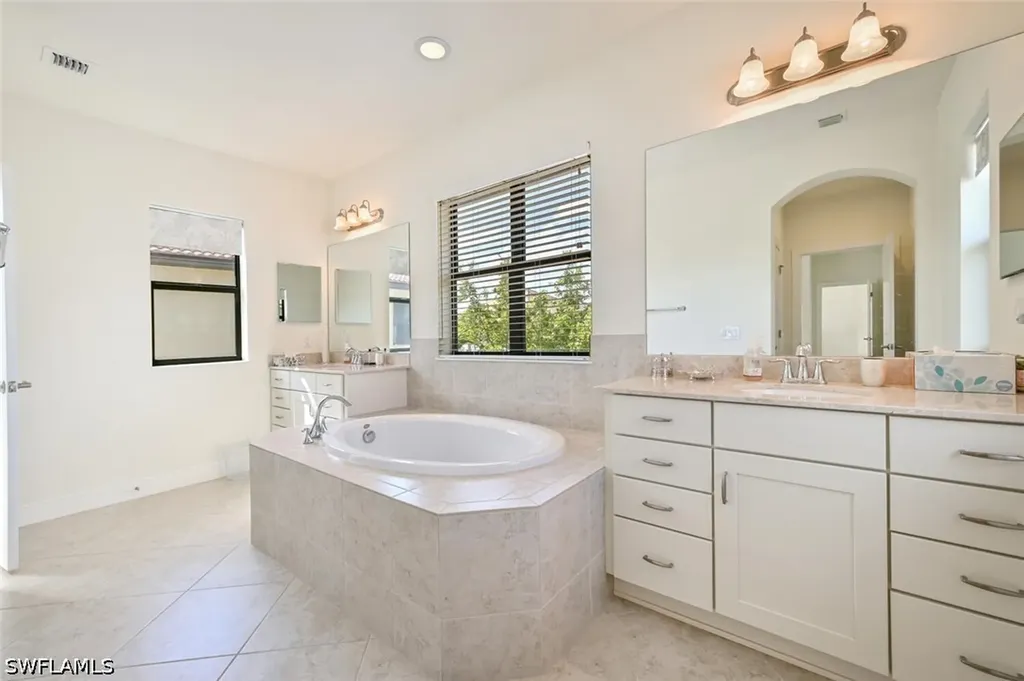 1326 Kendari Terrace Naples FL 34113