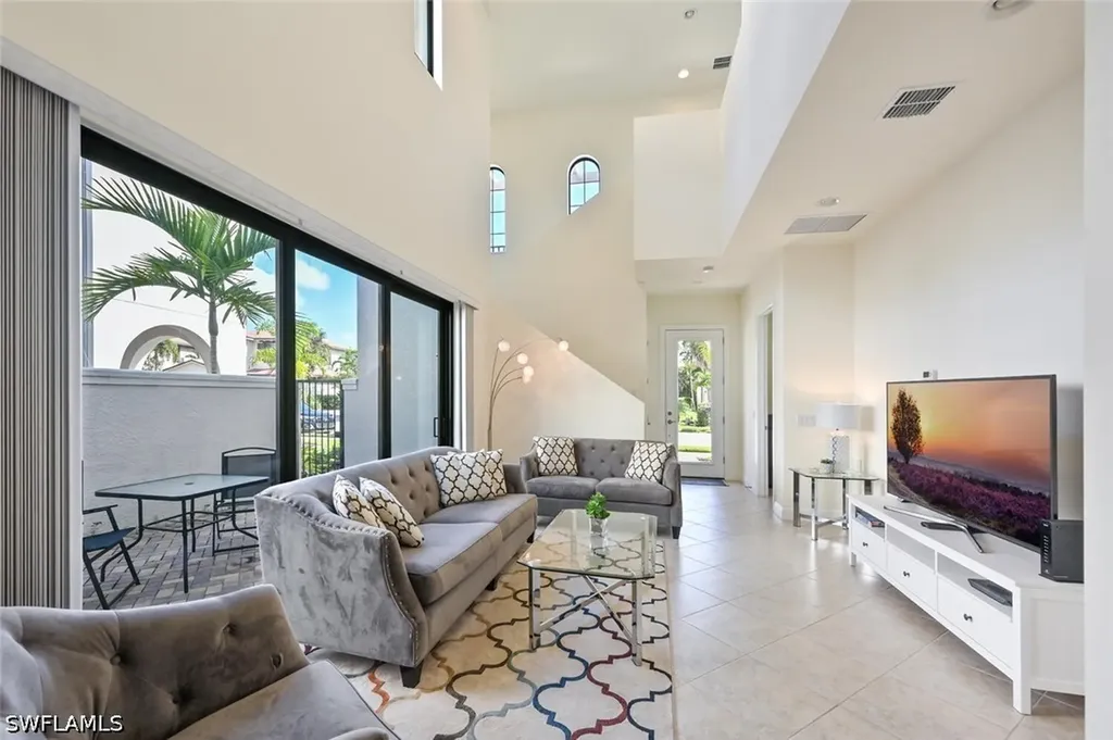 1326 Kendari Terrace Naples FL 34113
