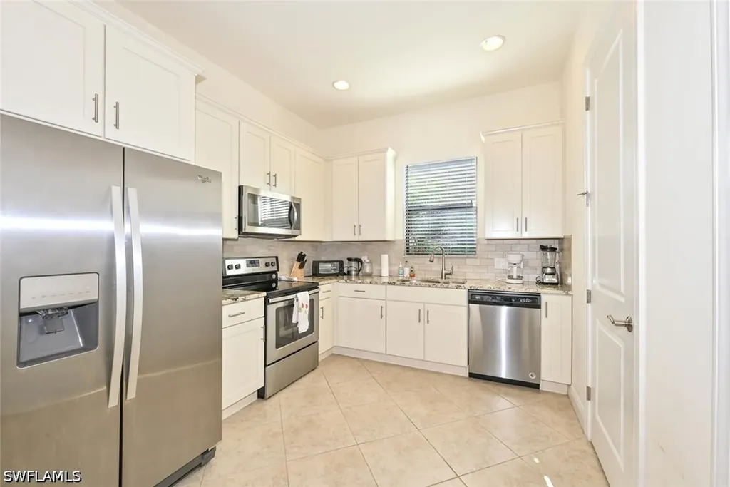 1326 Kendari Terrace Naples FL 34113