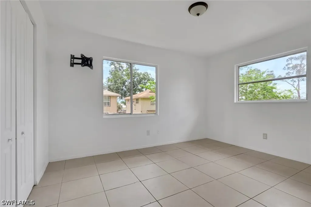 5510/5512 Eleventh Avenue Fort Myers FL 33907