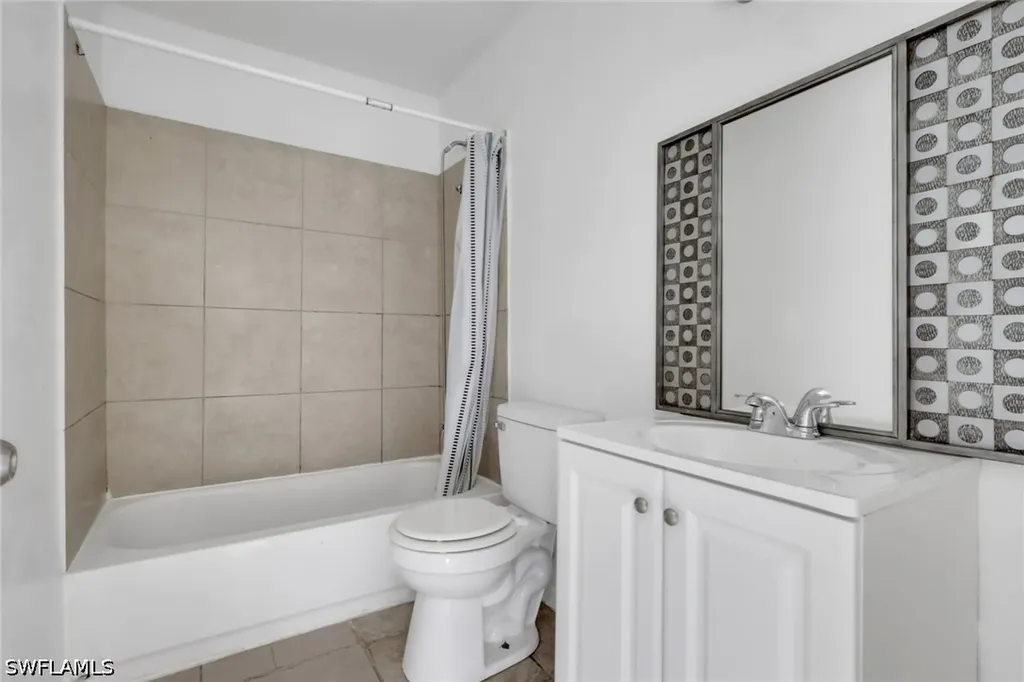 5510/5512 Eleventh Avenue Fort Myers FL 33907
