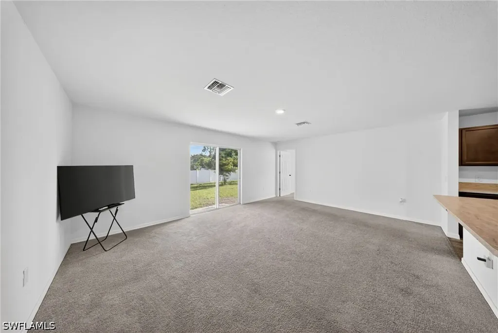 3014 38th Street SW Lehigh Acres FL 33976