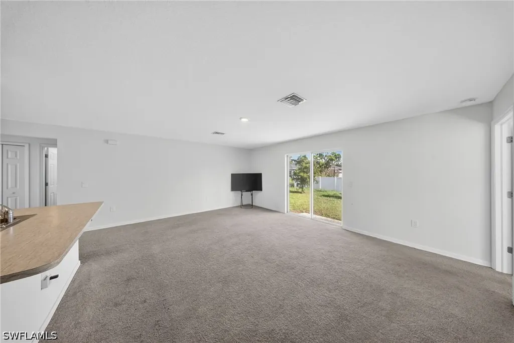 3014 38th Street SW Lehigh Acres FL 33976
