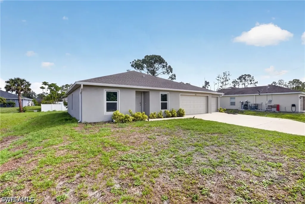 3014 38th Street SW Lehigh Acres FL 33976