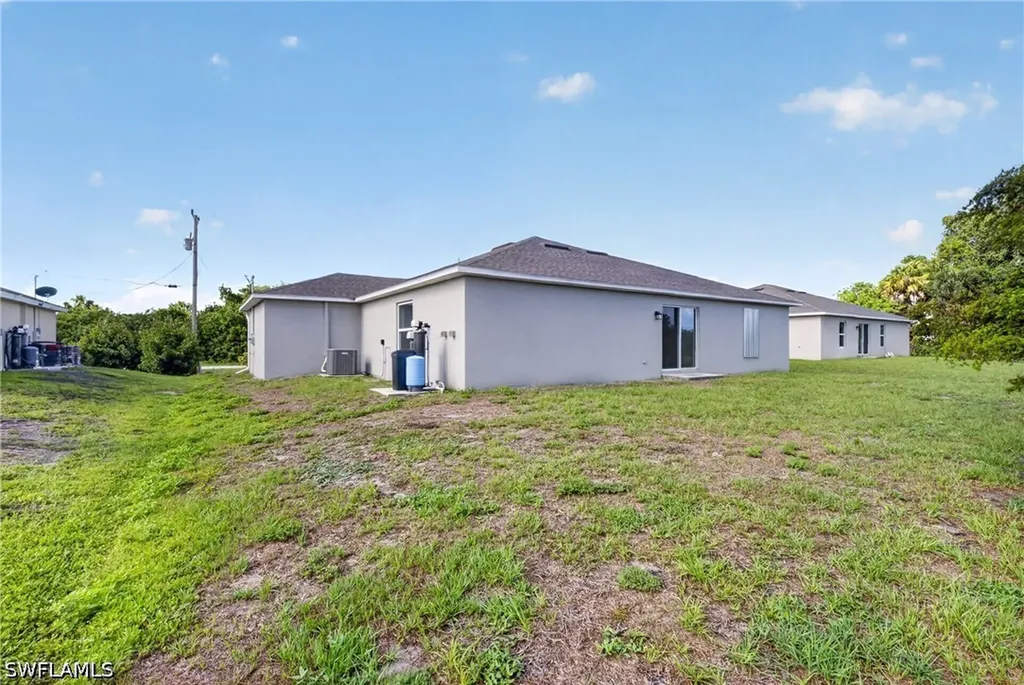 3014 38th Street SW Lehigh Acres FL 33976