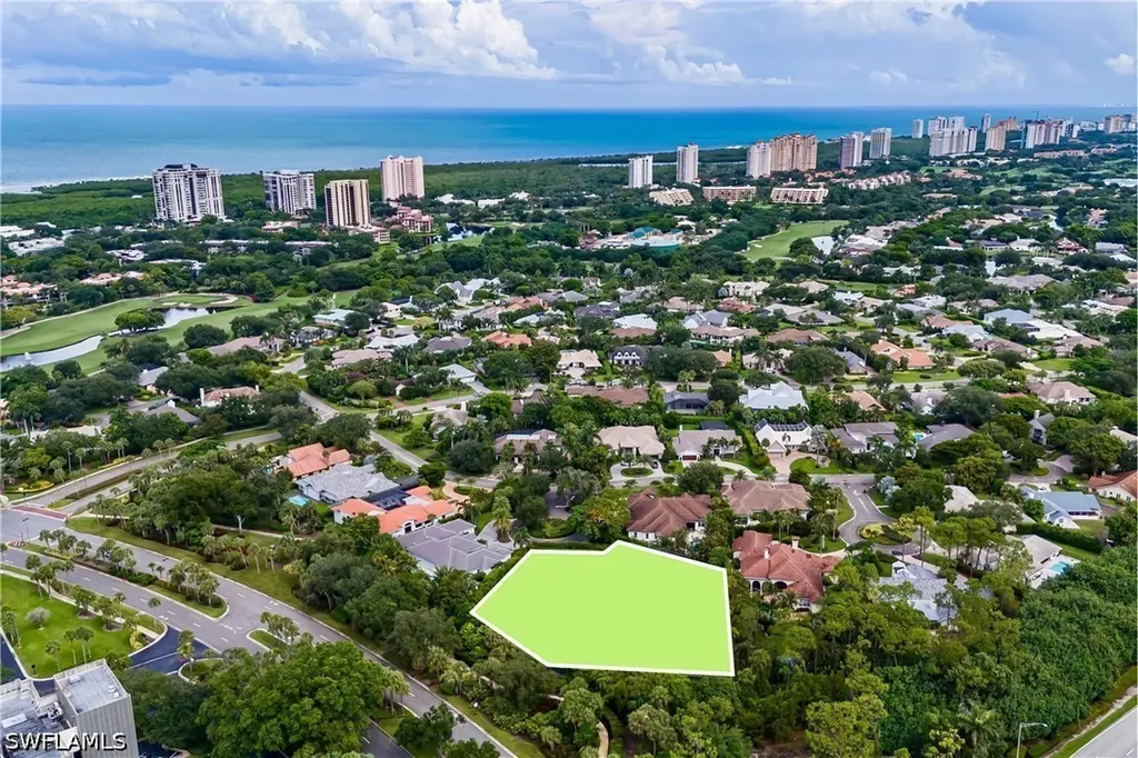 808 Whimbrel Court Naples FL 34108