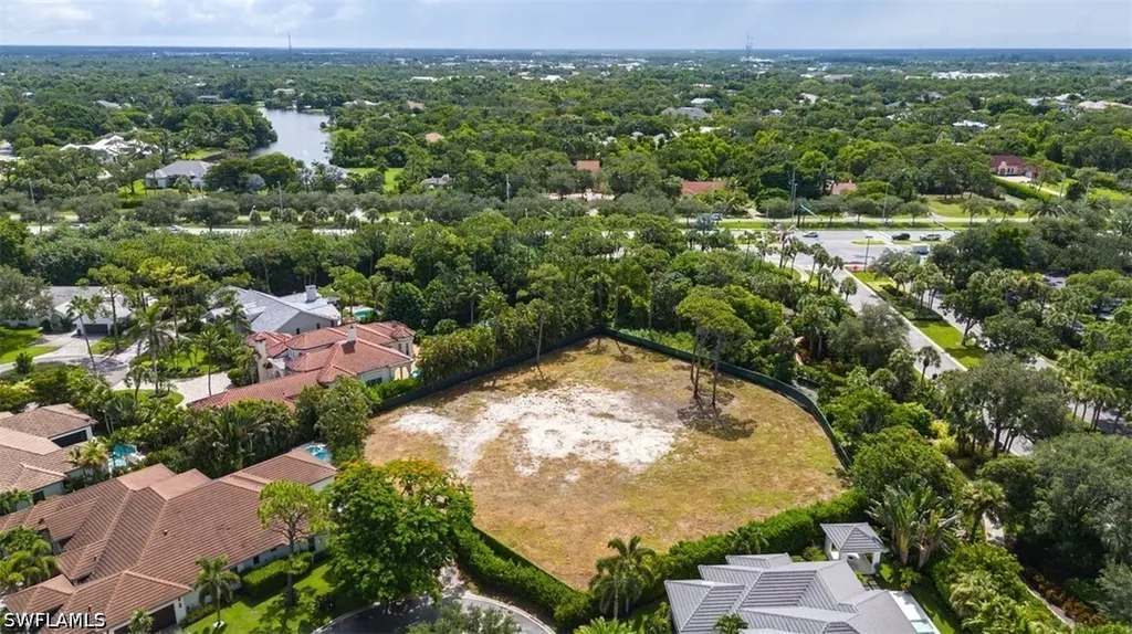 808 Whimbrel Court Naples FL 34108