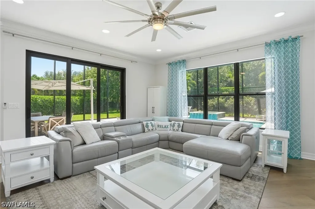 4021 Thistle Creek Court Naples FL 34119