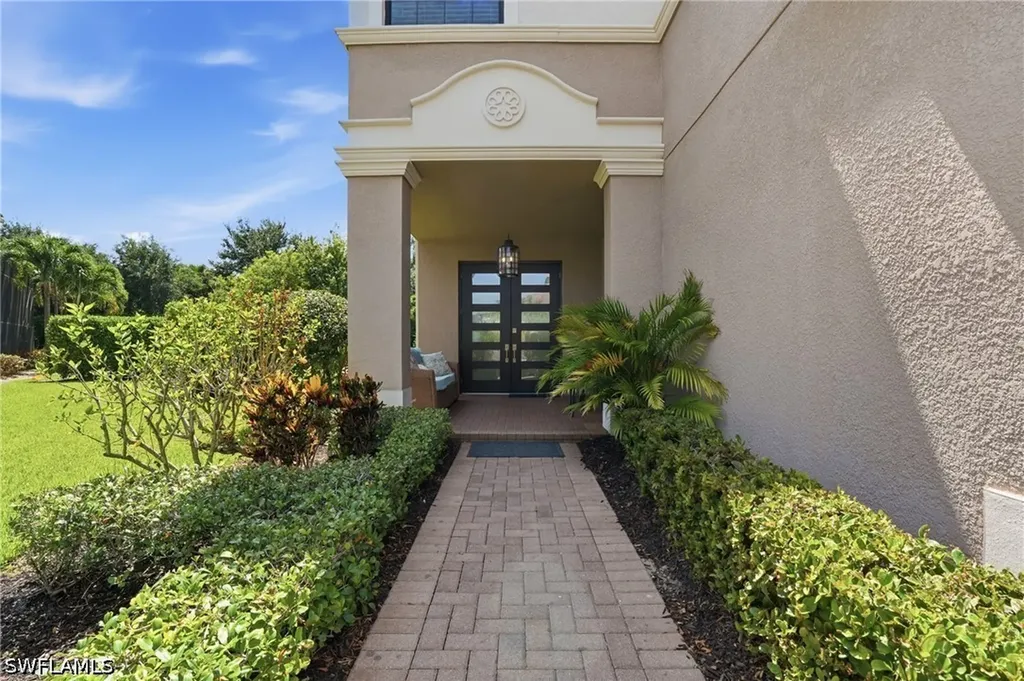 4021 Thistle Creek Court Naples FL 34119