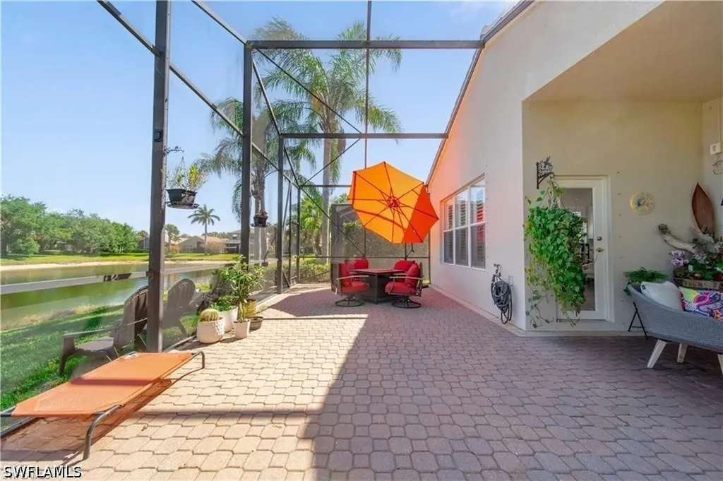 1638 Triangle Palm Terrace Naples FL 34119