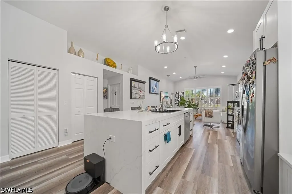 1638 Triangle Palm Terrace Naples FL 34119