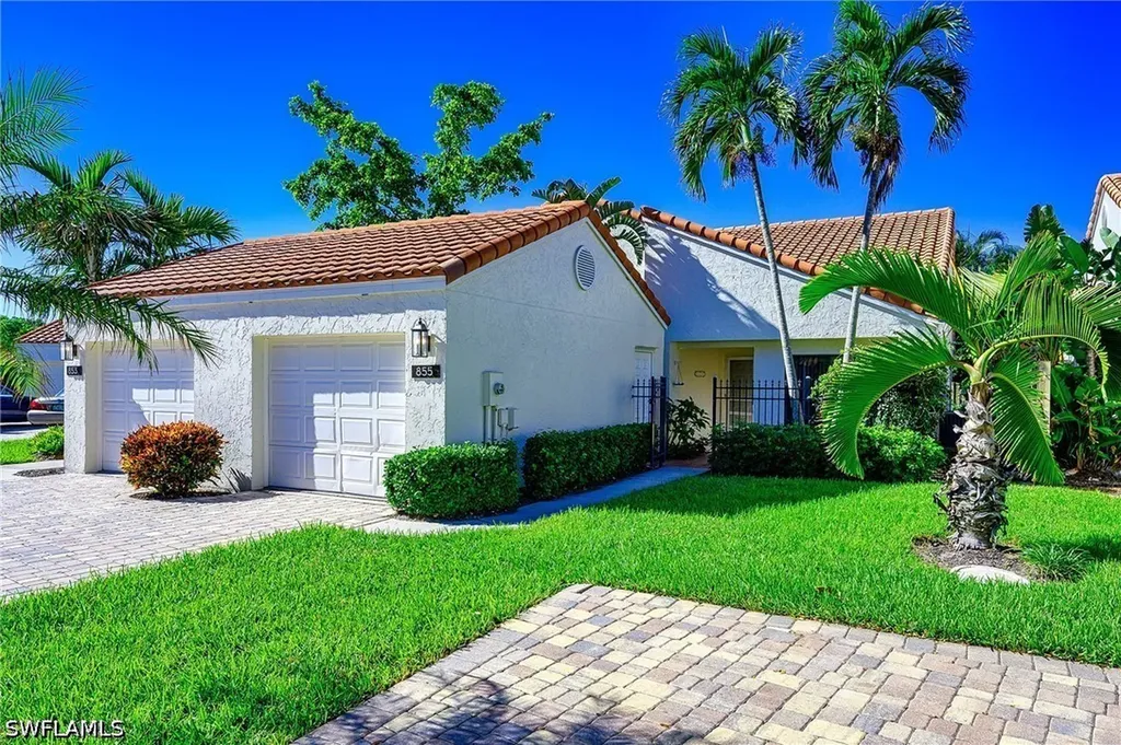 855 Reef Point Circle Naples FL 34108