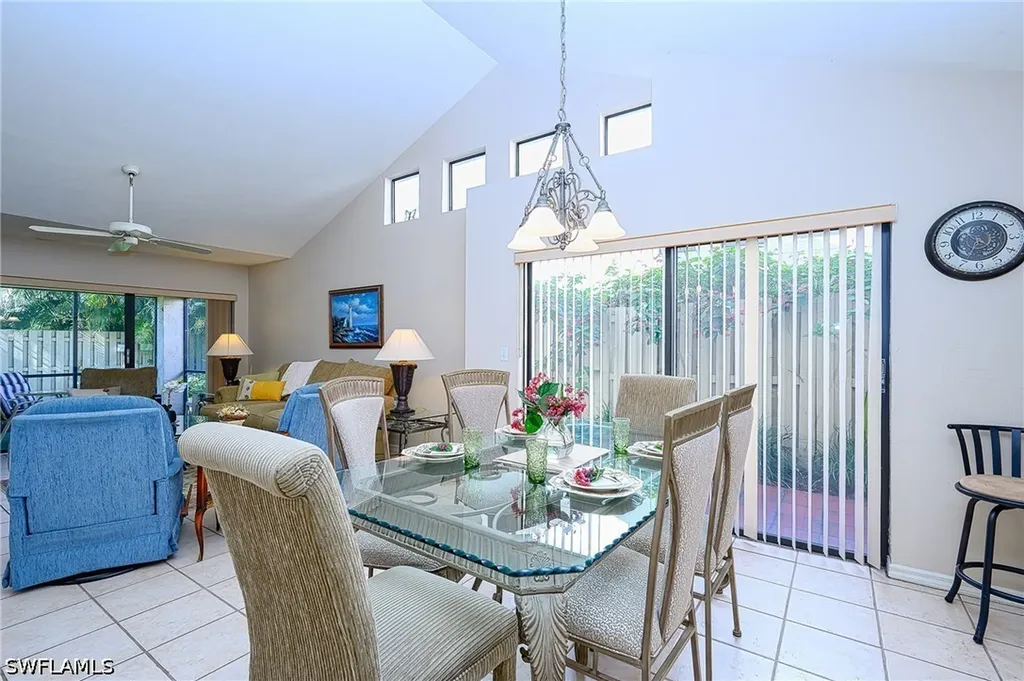 855 Reef Point Circle Naples FL 34108