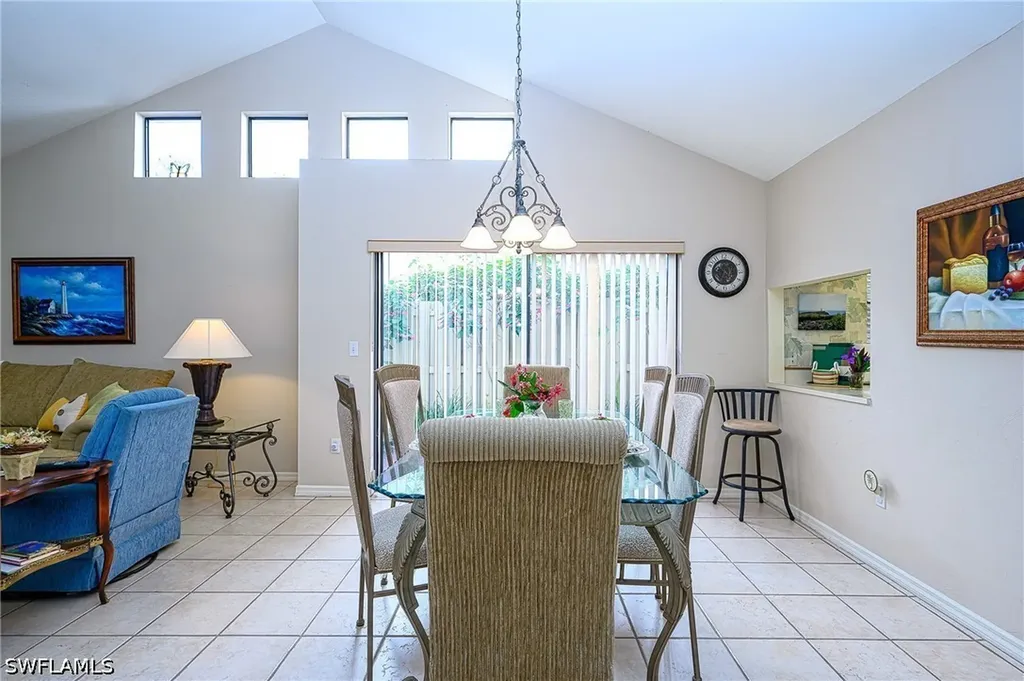 855 Reef Point Circle Naples FL 34108