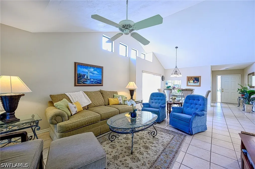 855 Reef Point Circle Naples FL 34108