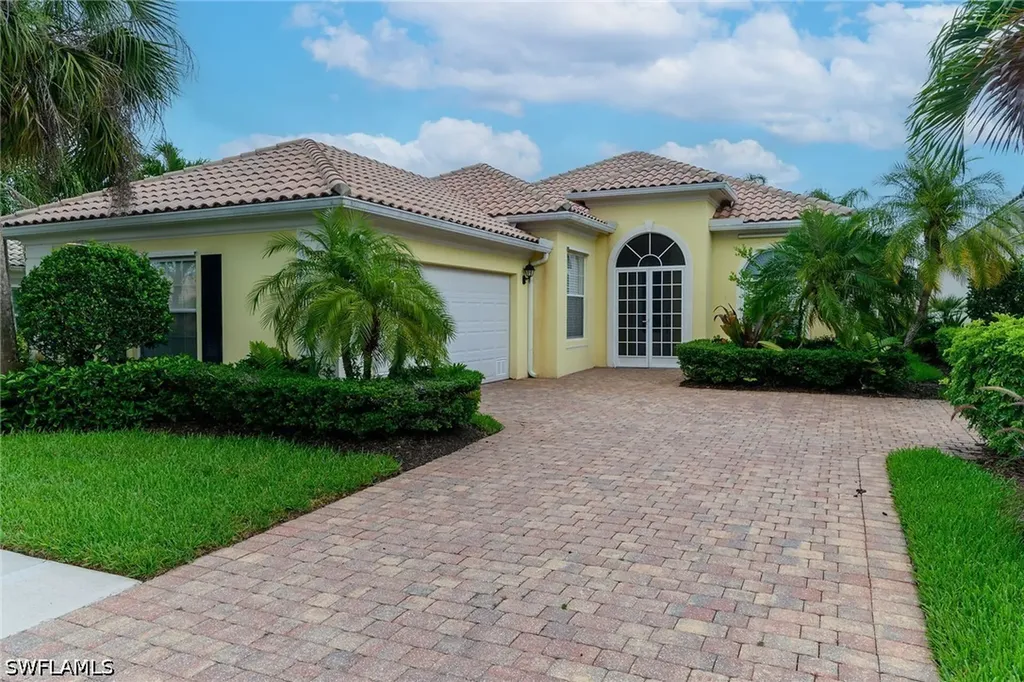 7935 Valentina Court Naples FL 34114