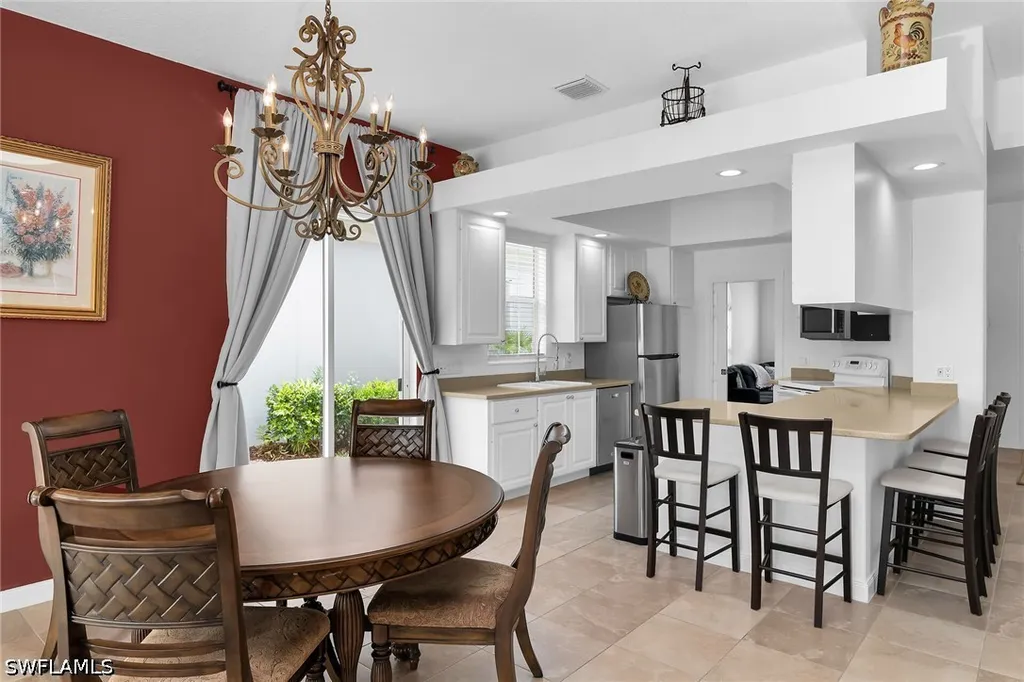 7935 Valentina Court Naples FL 34114