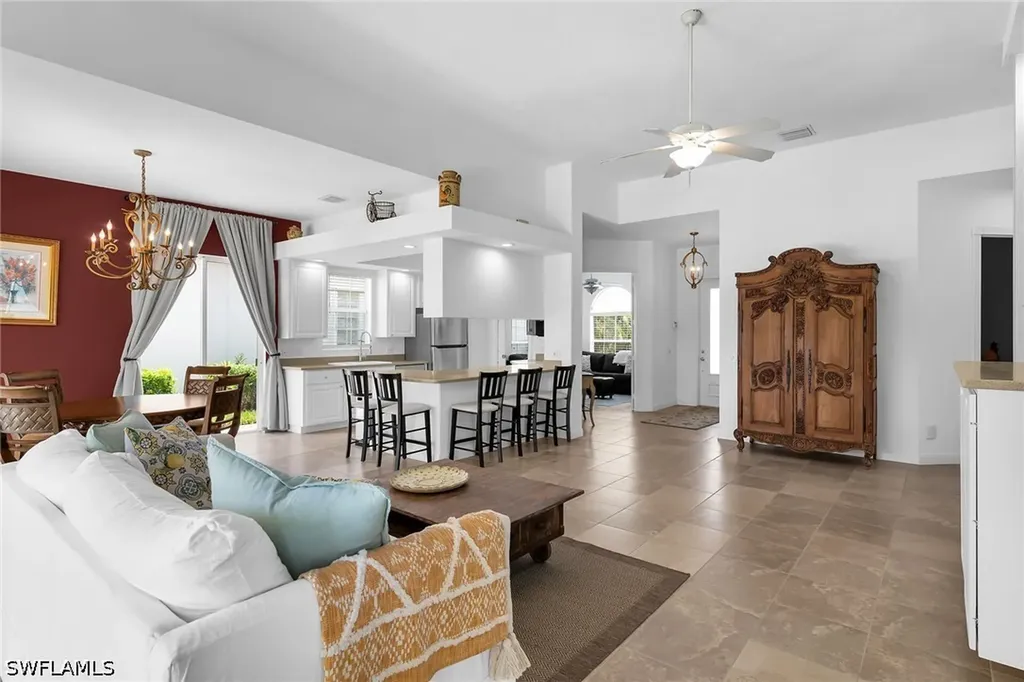 7935 Valentina Court Naples FL 34114