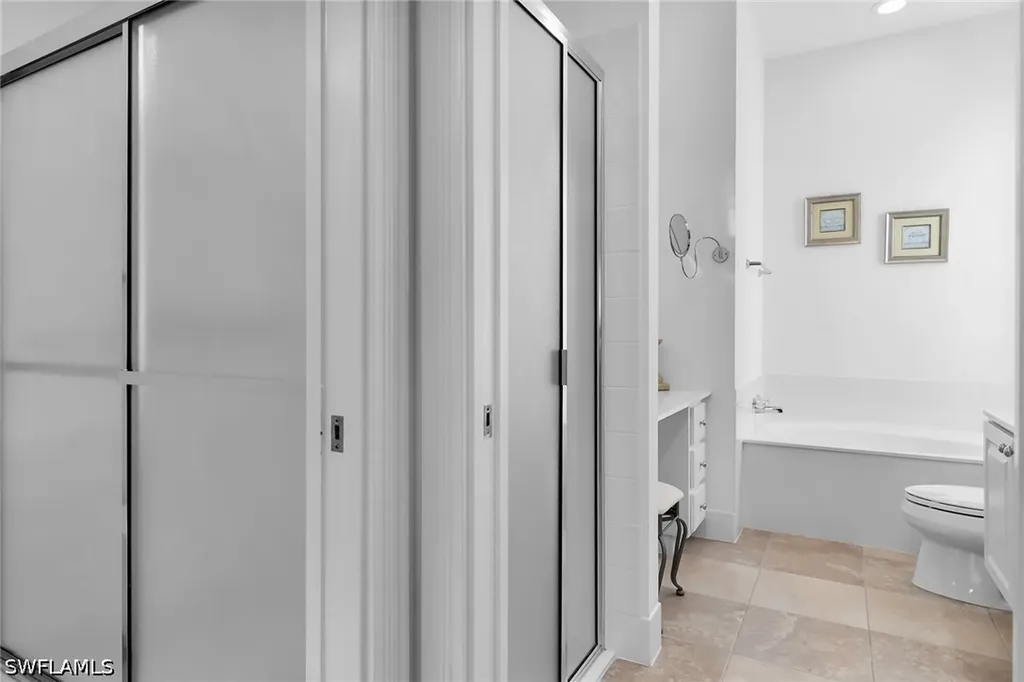 7935 Valentina Court Naples FL 34114