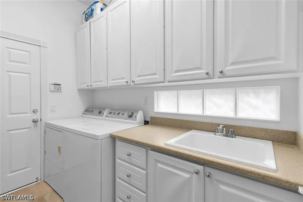 7935 Valentina Court Naples FL 34114