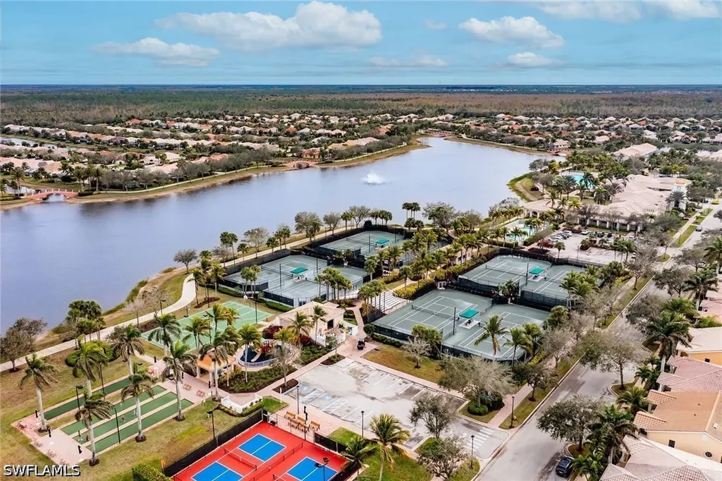 7935 Valentina Court Naples FL 34114