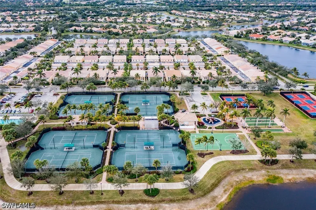 7935 Valentina Court Naples FL 34114