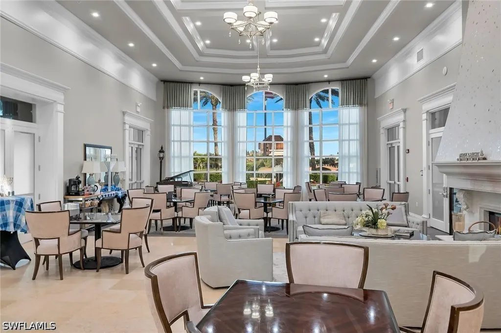 7935 Valentina Court Naples FL 34114
