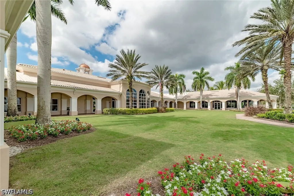 7935 Valentina Court Naples FL 34114