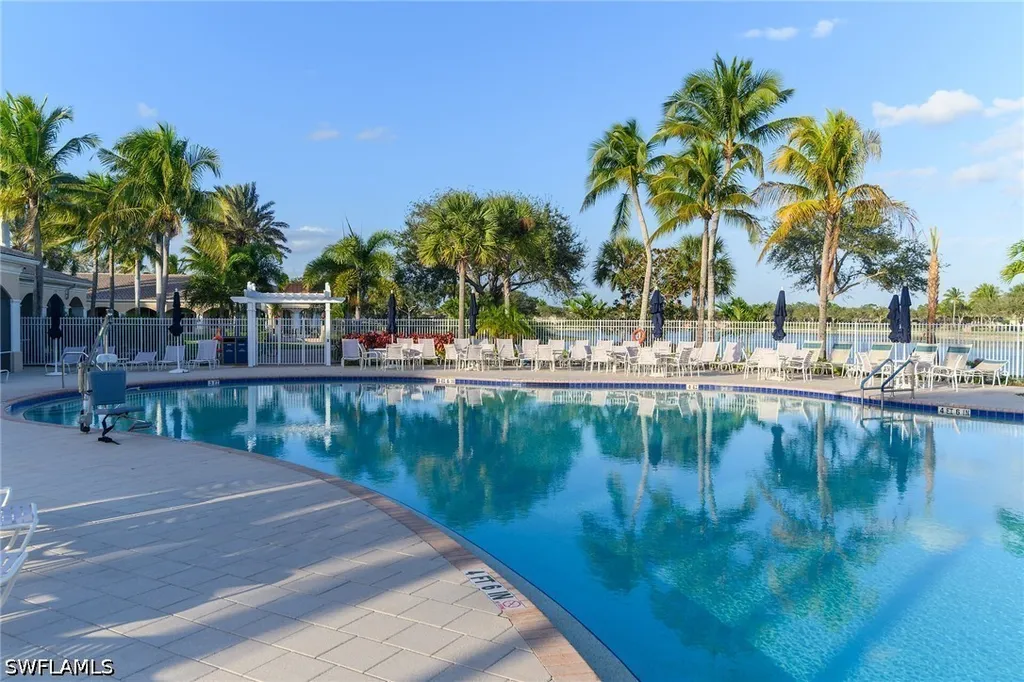 7935 Valentina Court Naples FL 34114