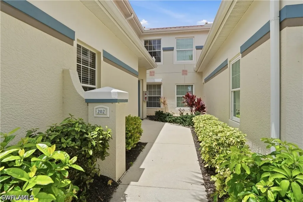 10871 Crooked River Road Estero FL 34135