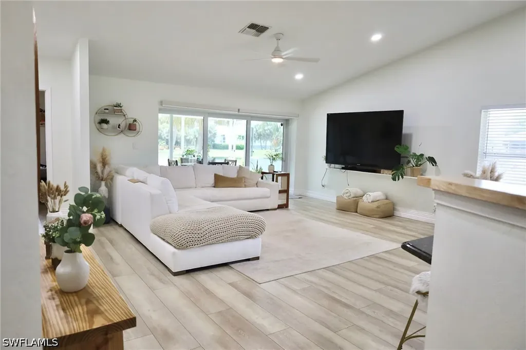 6123 Montego Bay Loop Fort Myers FL 33908