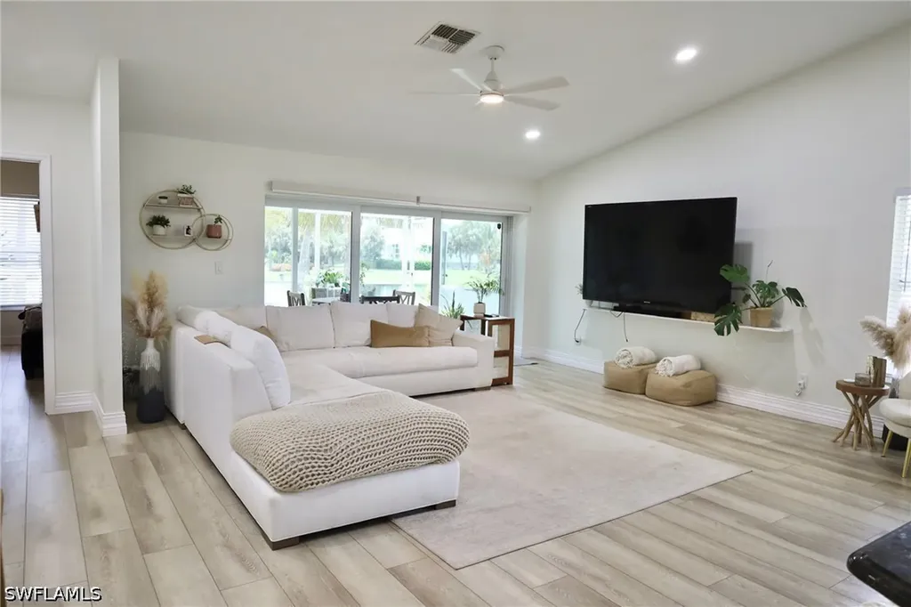 6123 Montego Bay Loop Fort Myers FL 33908