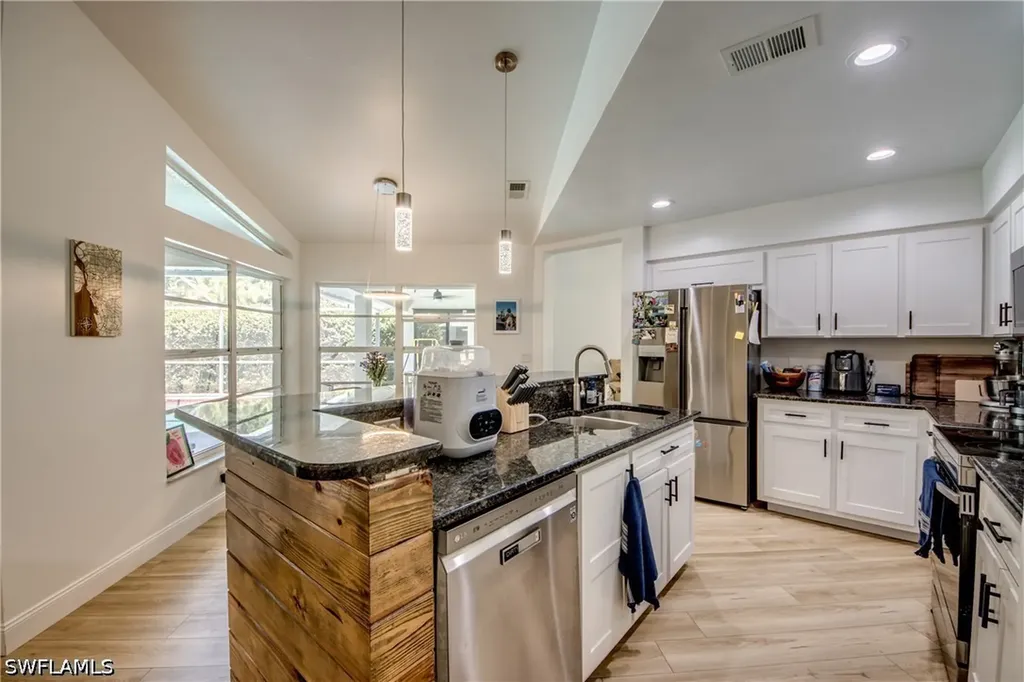 9910 Laketree Court Fort Myers FL 33967
