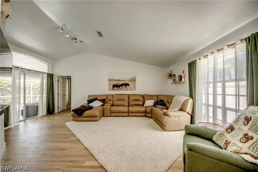 9910 Laketree Court Fort Myers FL 33967