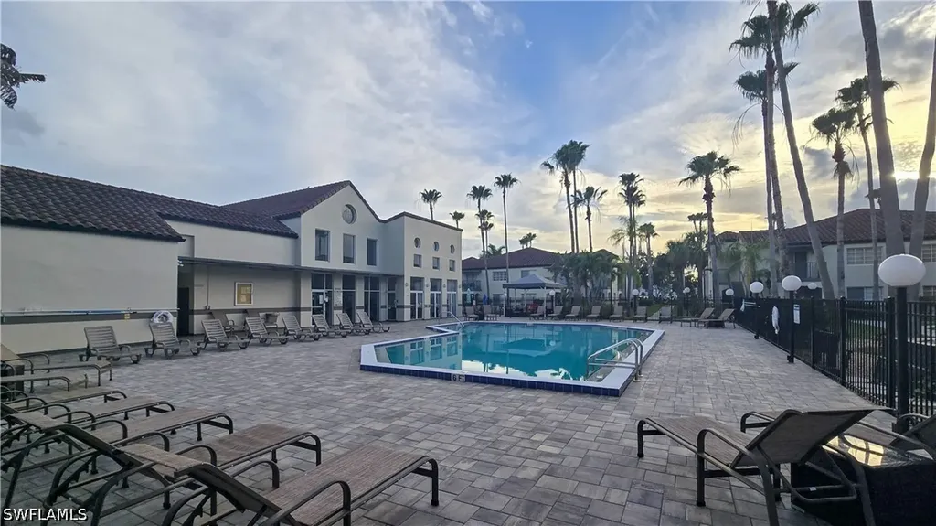 3407 Winkler Avenue Fort Myers FL 33916