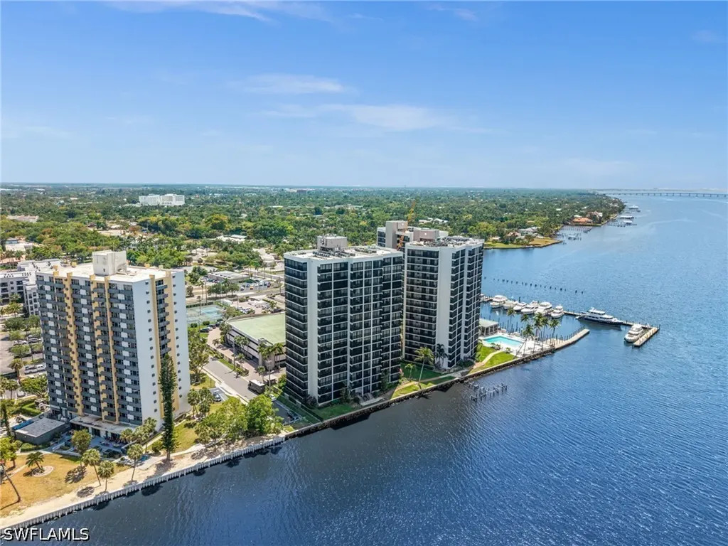 1900 Virginia Avenue Fort Myers FL 33901