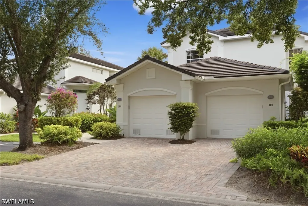 3442 Pointe Creek Court Bonita Springs FL 34134